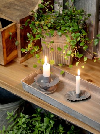 71109800_04-1700784000