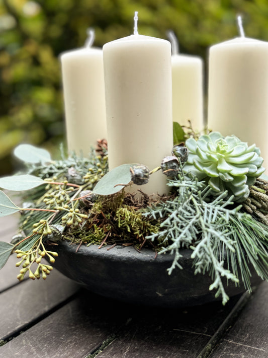 Workshop Adventskranz in Betonschale