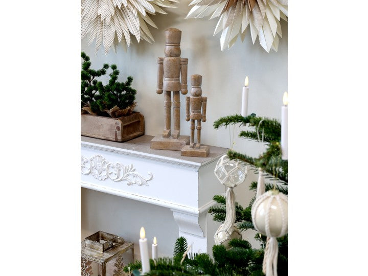 chic-antique-nussknacker-52042300-2