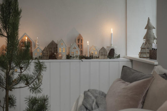 ib-laursen-kerzenhalter-mit-metalldeckel-creme-9146-82-2