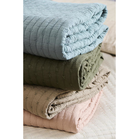 ib_laursen_quilt_decke_leinen_mit_kreuzstich_07961-76_2