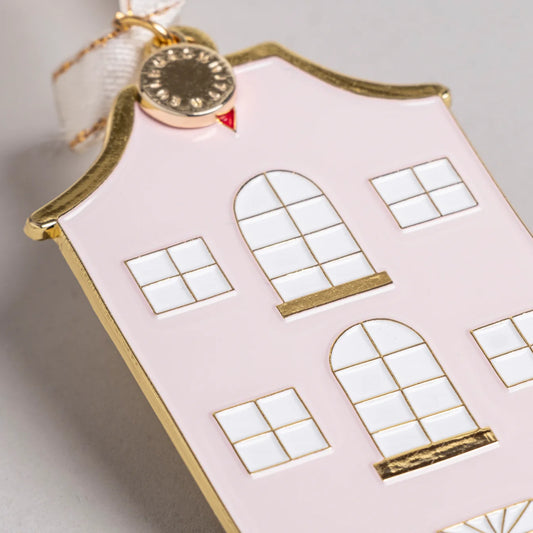 mt-056_haus_photocredits_ericanders_5_1344x1344-jpg