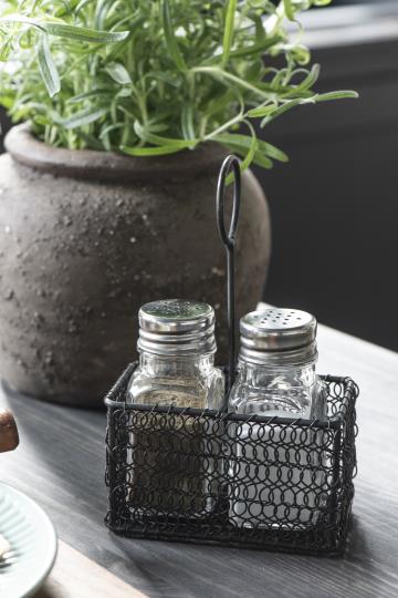 tisch-kueche-kuechenhelfer-aufbewahrung-salzstreuer-von-ib-laursen-wg19413-_1