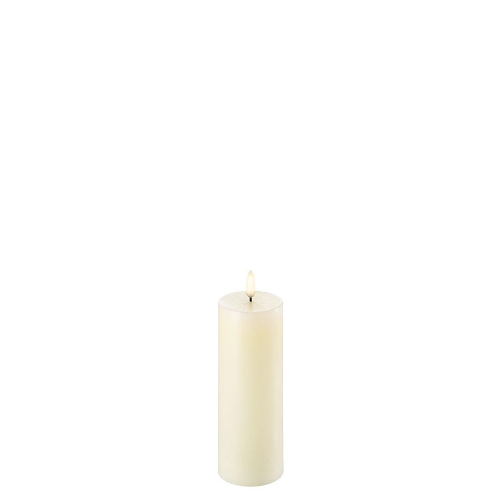 uyuni-led-stumpenkerze-ivory-5-8x15-2cm