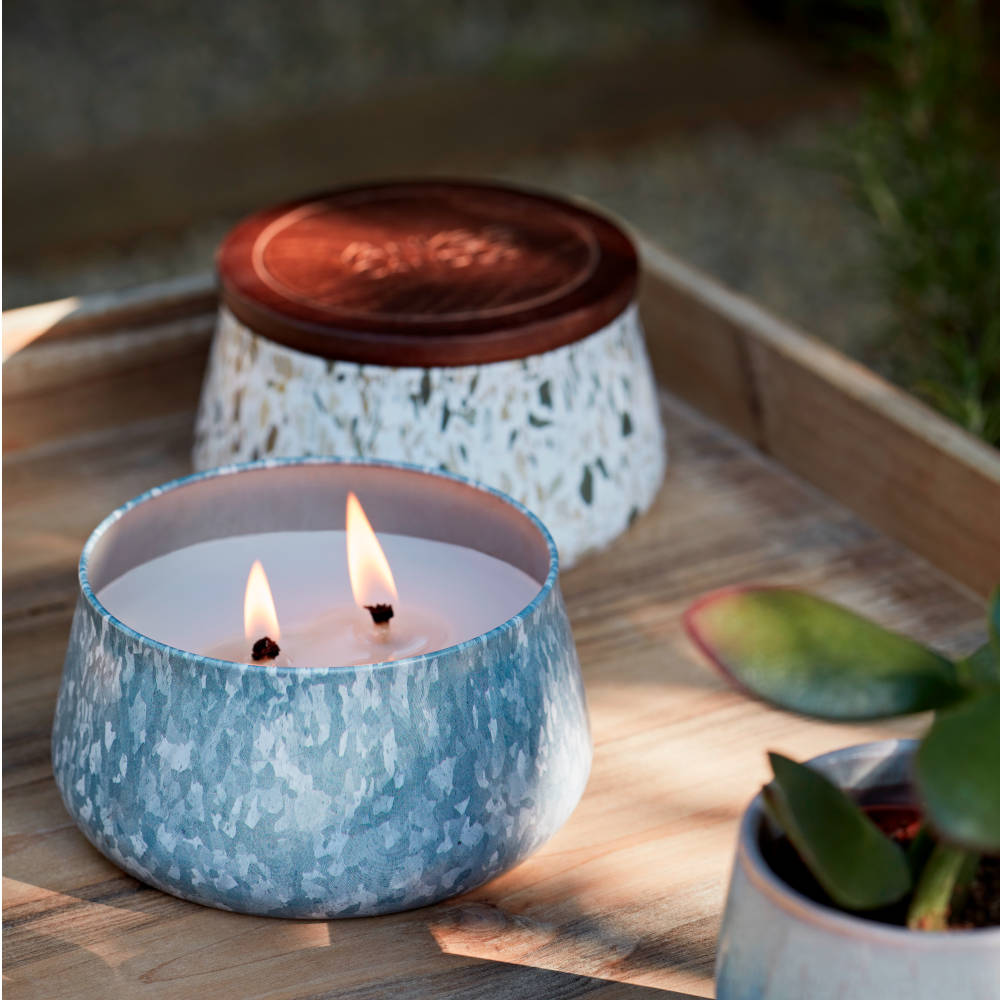 yankee_candle_Linden_Tree_Blossoms_Outdoor_M_5901685993_5