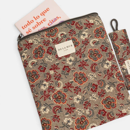 Buchcover mit Lesezeichen NIRA
