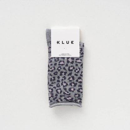 KLUE Glitzer-Lurex-Socken aus umweltfreundlichem Lyocell | Leopard Grau