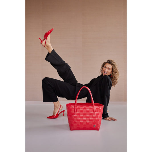Handed_by_Paris_Shopper_pepper_red_BFC1913500_2