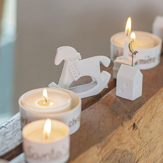 Räder Kleine Aufmerksamkeit Schaukelpferd