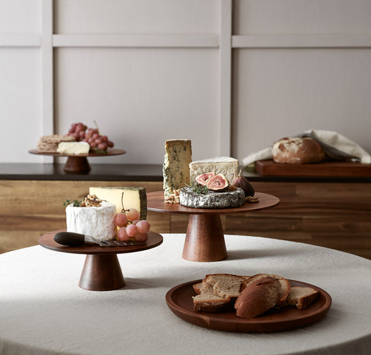 Wooden-Foodstands-Kaese
