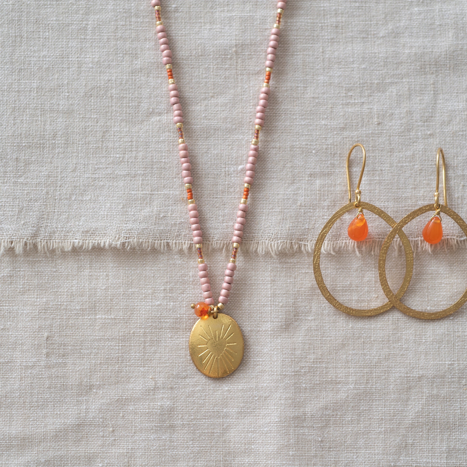 a-beautiful-story-ohrringe-powerful-karneol-aw30504-3