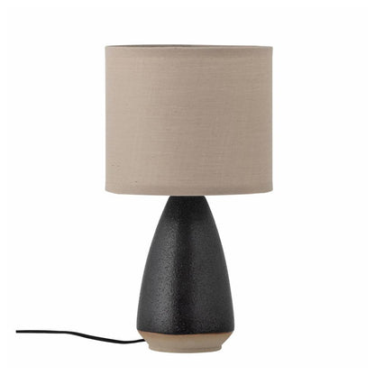 bloomingville_tischlampe_paprica_schwarz_82068128_1