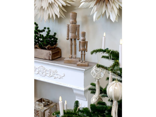 chic-antique-nussknacker-52042300-2