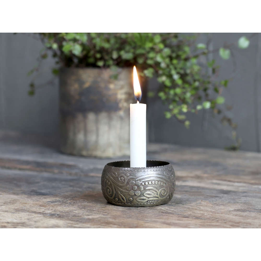 chic_antique_kerzenstaender_metall_mit_muster_71847-13_1