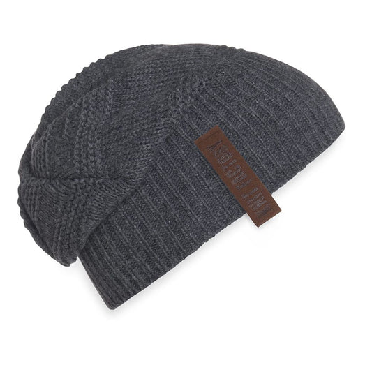geschenke-lifestyle-marken-knitfactory-schals-und-tuecher-sol-muetze-anthracit-wg24519-_1