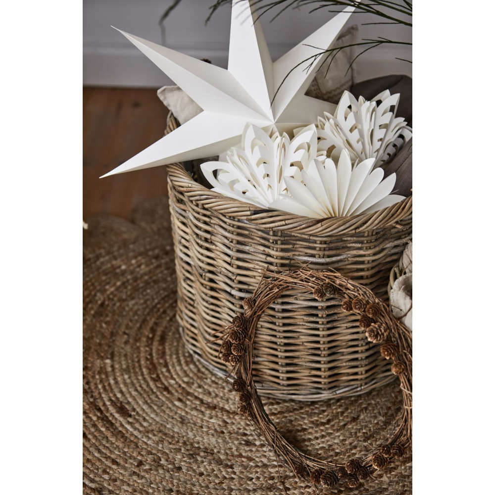 ib_laursen_naturkranz_mit_laerchenzapfen_2768-00_4