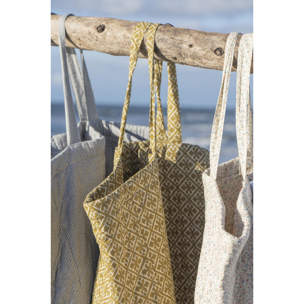 ib_laursen_tasche_gesteppt_weiss_mit_blauen_streifen_07967-26_3