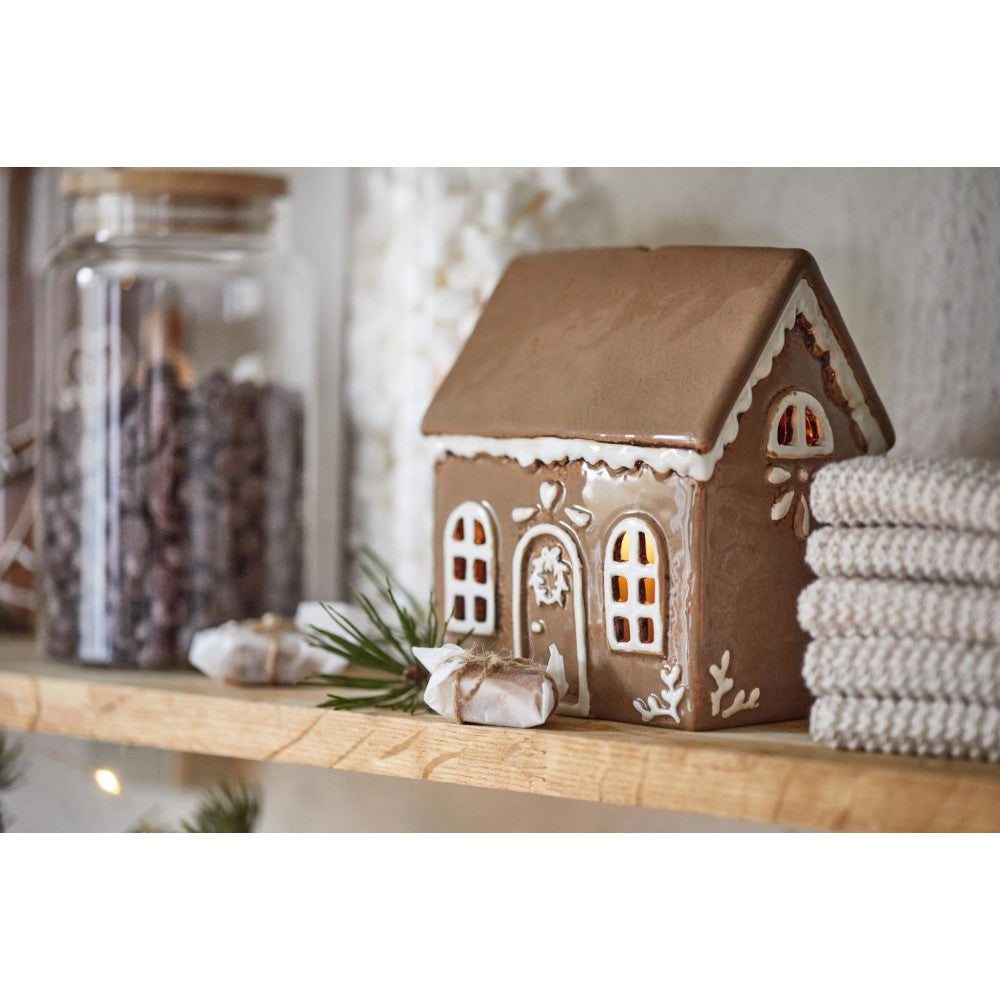 ib_laursen_teelichthaus_gingerbread_tuerkranz_27630-14_3