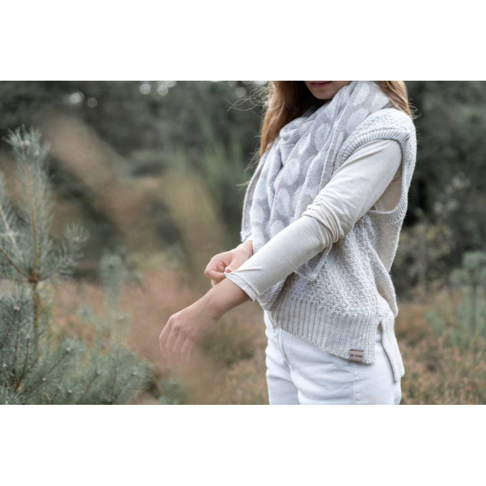 knit_factory_dreieckschal_liva_urban_green-beige_KF-188-060-225-50_2