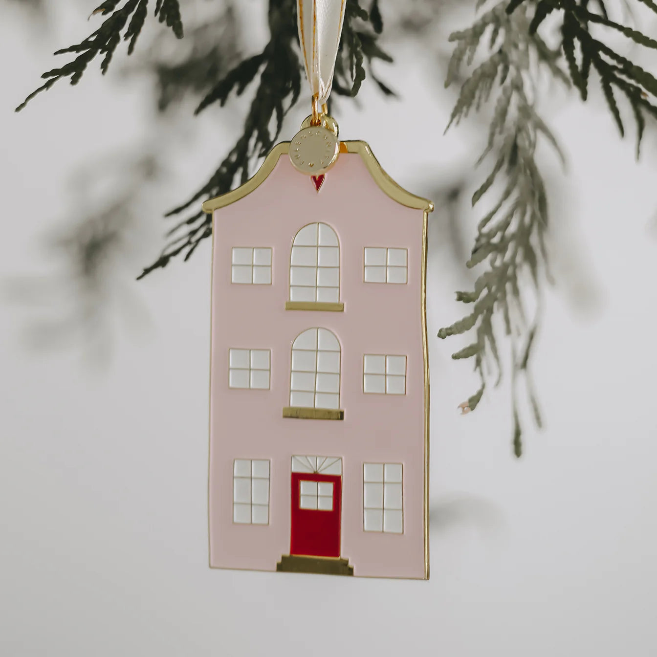 mt-056_haus_photocredits_eulenschnitt_1_1344x1344-jpg