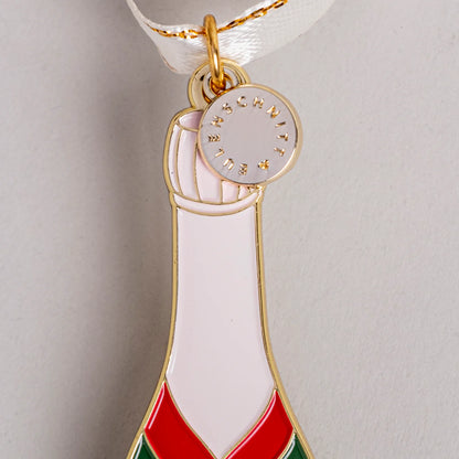 mt-060_champagner_photocredits_ericanders_3_1344x1344-jpg