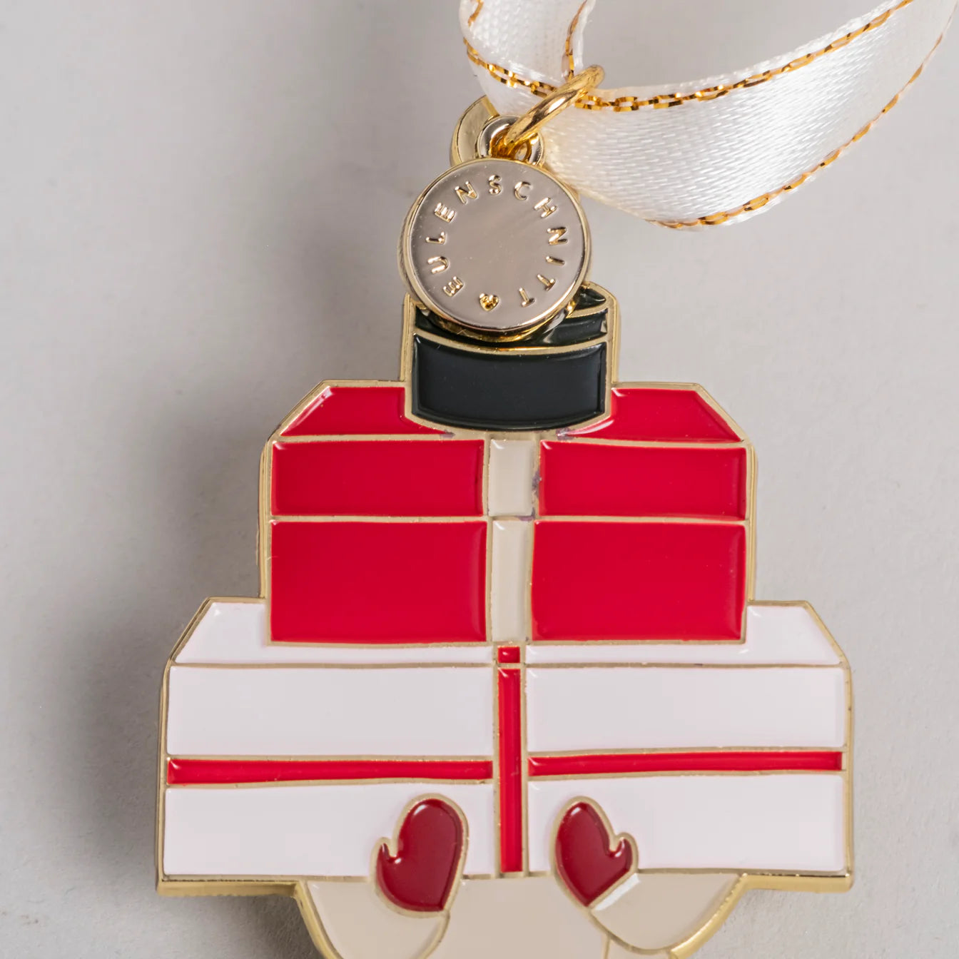 mt-066_weihnachtsmaedchen_photocredits_ericanders_3_1344x1344-jpg