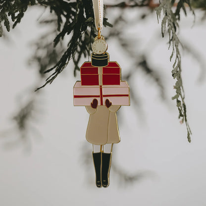 mt-066_weihnachtsmaedchen_photocredits_eulenschnitt_1_1344x1344-jpg