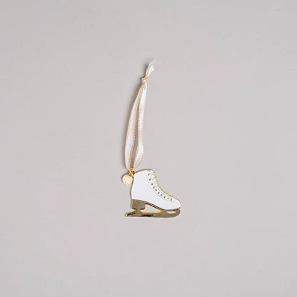 mt-57_schlittschuhe_photocredits_ericanders_2_1344x1344-jpg