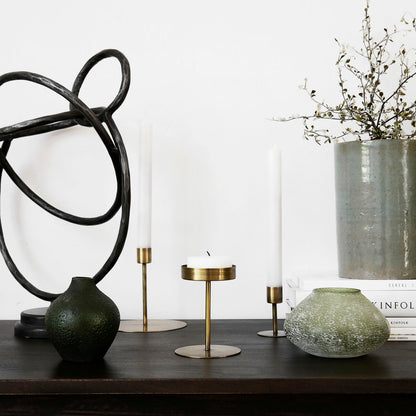 neuheiten-living-marken-raumaccessoires-dekoration-objekte-house-doctor-kerzenhalter-antique-brass-wg28690-_0