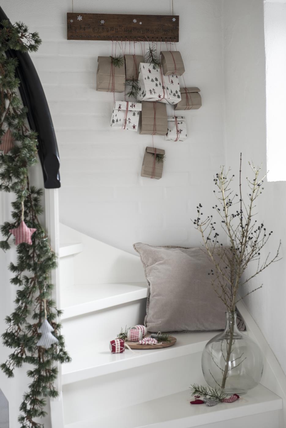 neuheiten-saisonales-marken-weihnachten-ib-laursen-deko-advent-holzschild-weihnachtskalender-1-24-wg28504-_0