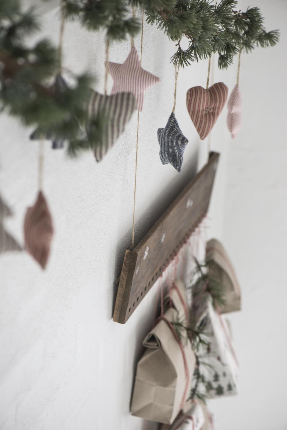 neuheiten-saisonales-marken-weihnachten-ib-laursen-deko-advent-holzschild-weihnachtskalender-1-24-wg28504-_2