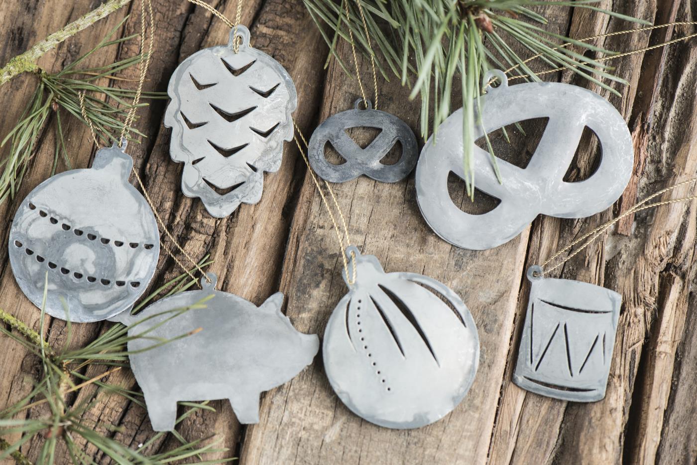 neuheiten-saisonales-marken-weihnachten-ib-laursen-deko-baumhaenger-advent-tannenbaumschmuck-pretzel-m-goldfarbigem-draht-wg28798-_3