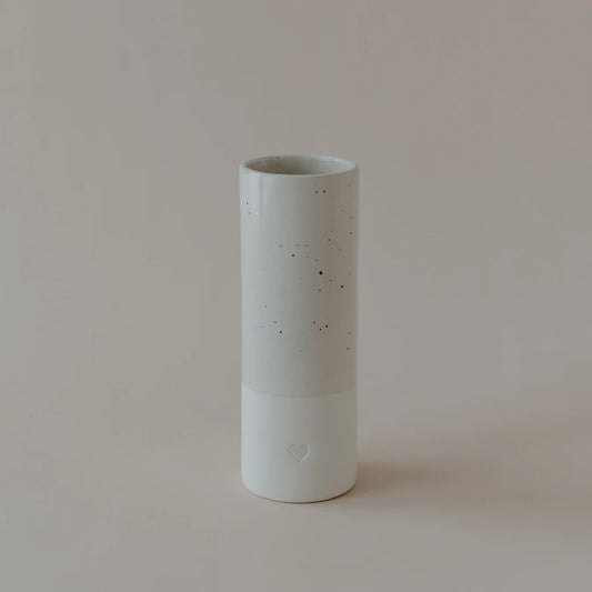 pot-099_vase_herz_klein_photocredits_maggymelzer_1_1344x1344-jpg