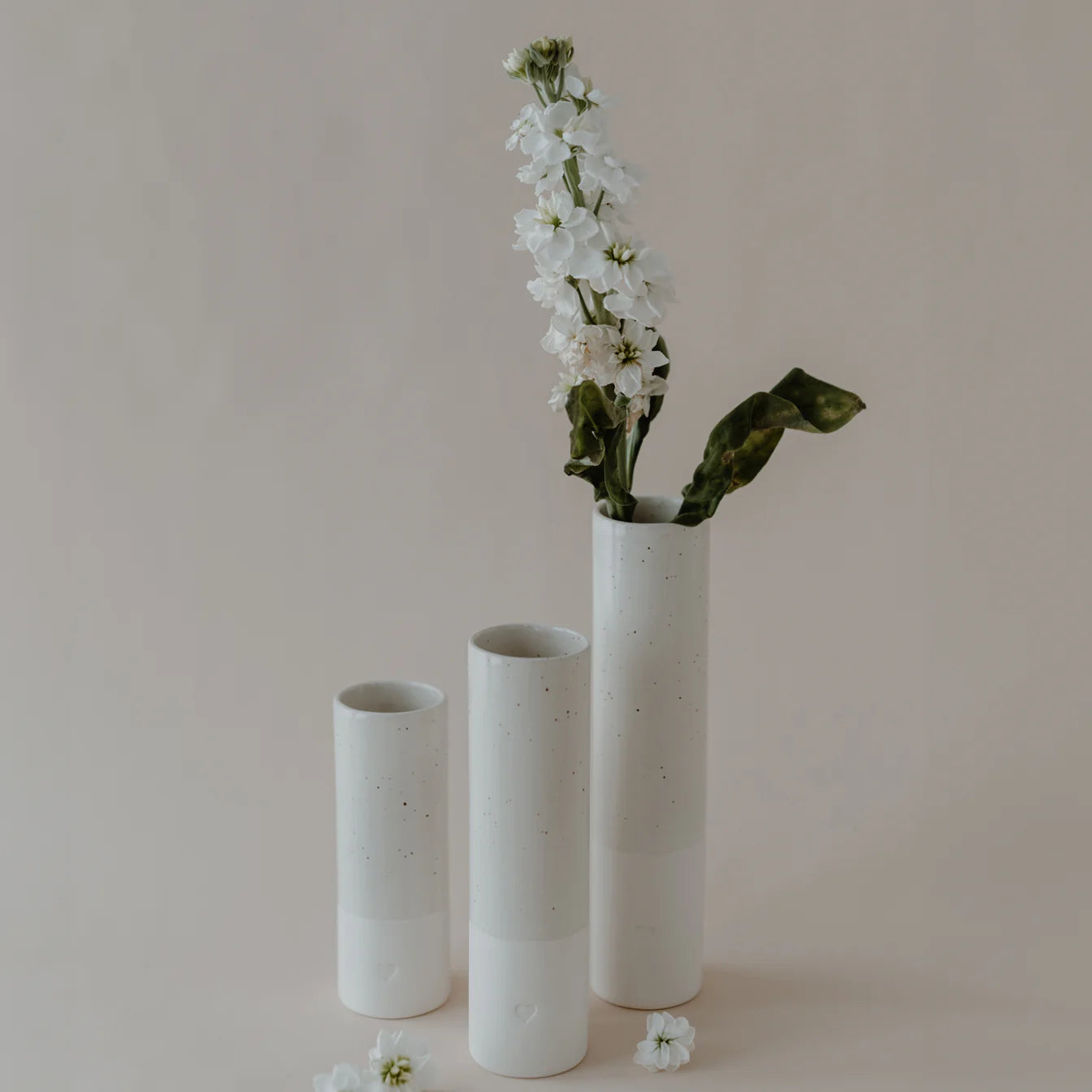 pot-099_vase_herz_klein_photocredits_maggymelzer_7_1344x1344-jpg