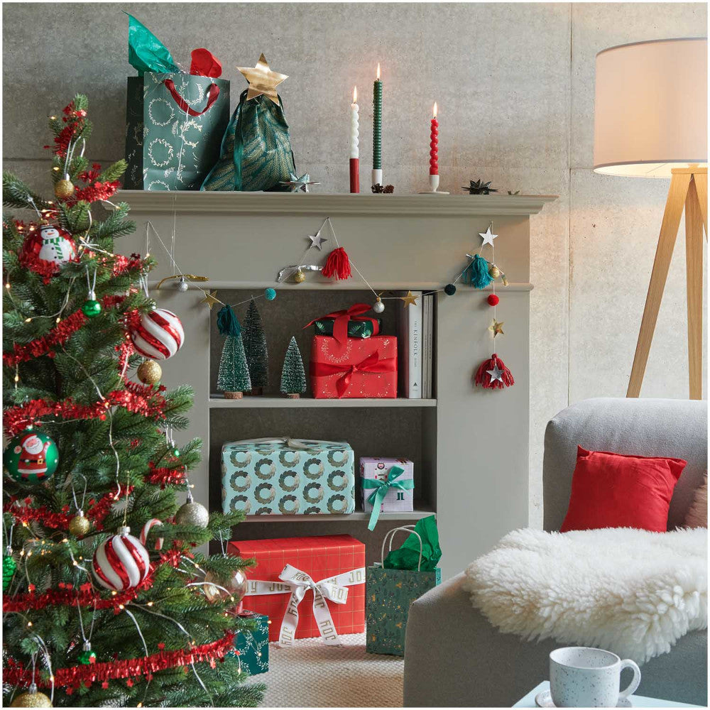 rico_design_geschenkpapier_kraenze_rot_99001-92-54_5