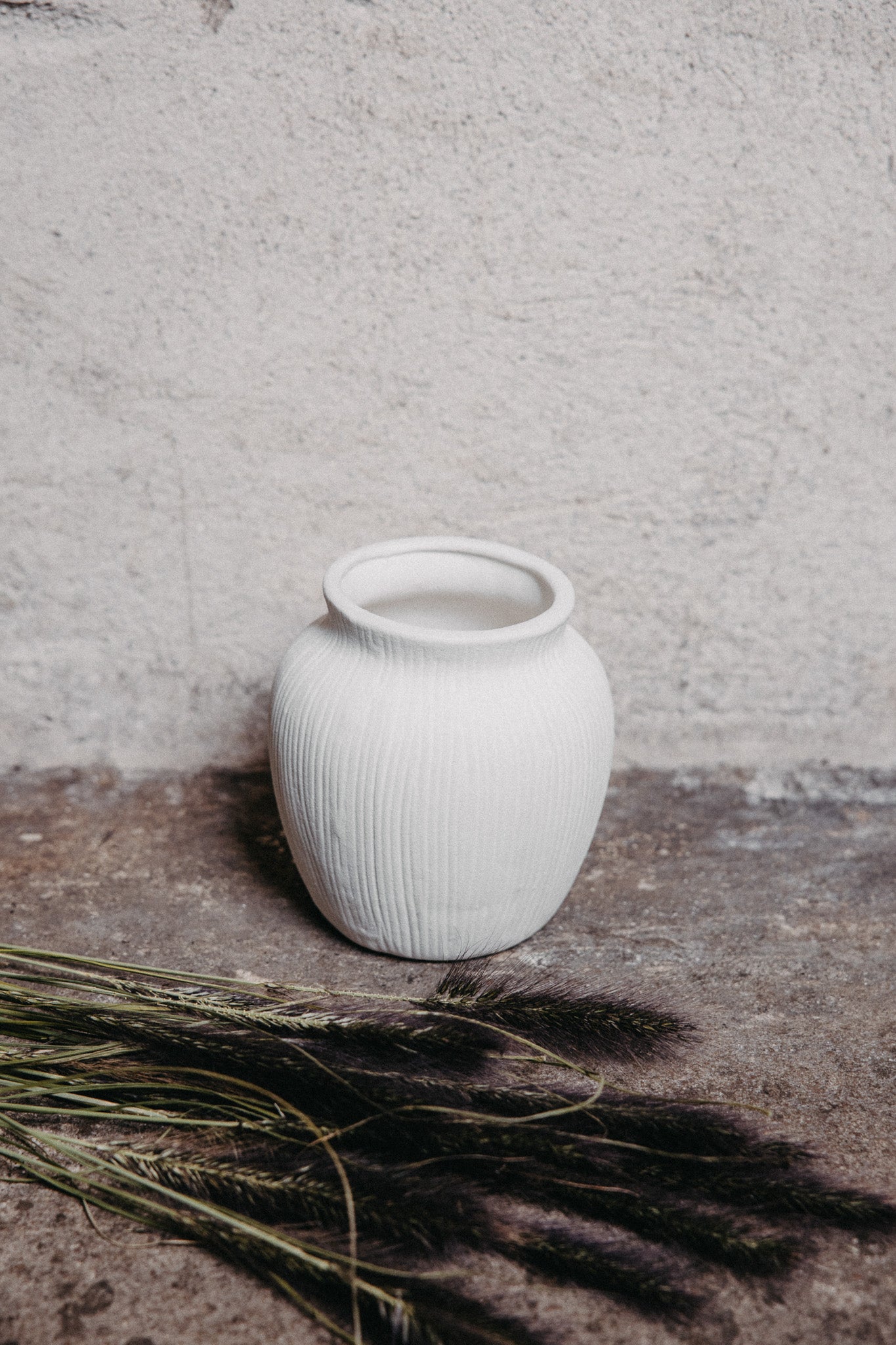 storefactory-vase-froeasen-weiss-klein-316107-4