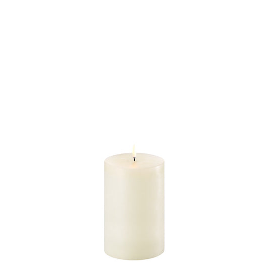 uyuni-led-stumpenkerze-ivory-10-1x15-2cm