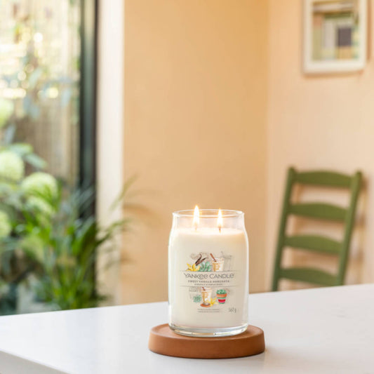 yankee_candle_Sweet_Vanilla_Horchata_Signature_L_2-Docht_5901749332_2